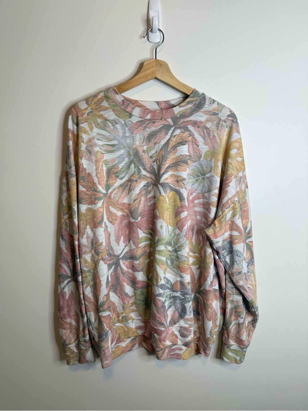 Show Me Your MuMu tropical palm palmer Crewneck Sweater size medium